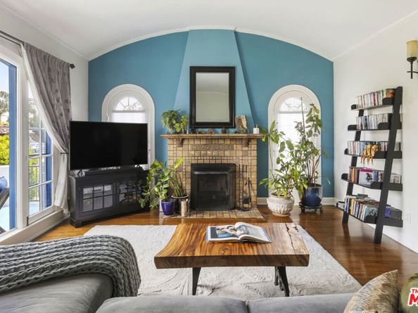 1569 S Orange Grove Avenue, Los Angeles CA 90019