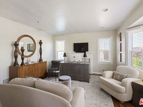 1569 S Orange Grove Avenue, Los Angeles CA 90019