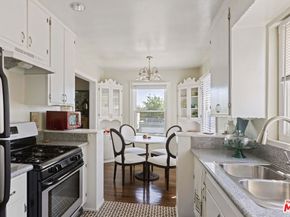 1569 S Orange Grove Avenue, Los Angeles CA 90019