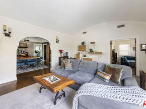 1569 S Orange Grove Avenue, Los Angeles CA 90019