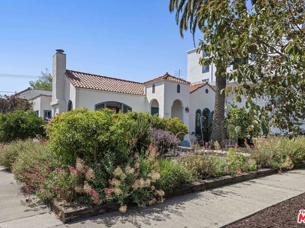 1569 S Orange Grove Avenue, Los Angeles CA 90019