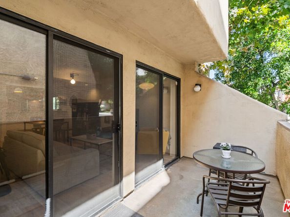 350 Burchett Street 101, Glendale CA 91203