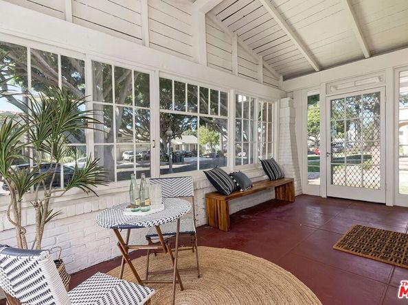 4048 Madison Avenue, Culver City CA 90232