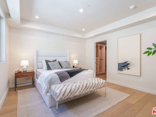 1861 Barry Avenue, Los Angeles CA 90025