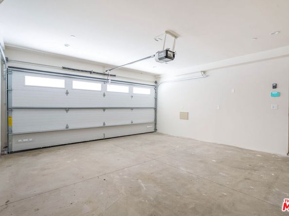 1861 Barry Avenue, Los Angeles CA 90025