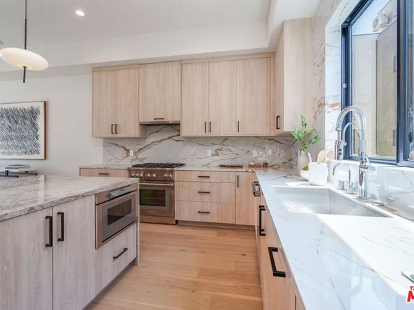 1861 Barry Avenue, Los Angeles CA 90025