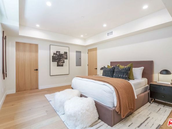 1861 Barry Avenue, Los Angeles CA 90025