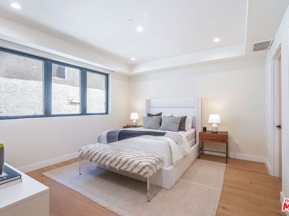 1861 Barry Avenue, Los Angeles CA 90025