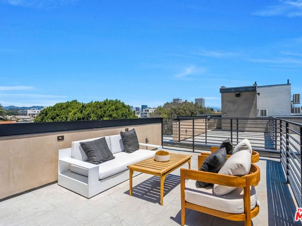 1861 Barry Avenue, Los Angeles CA 90025