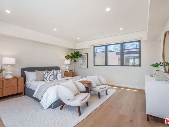 1861 Barry Avenue, Los Angeles CA 90025