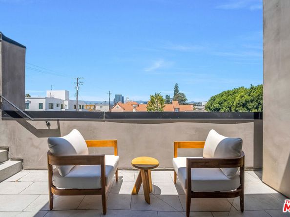 1861 Barry Avenue, Los Angeles CA 90025