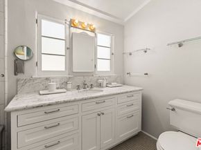 7918 Hillside Avenue, Los Angeles CA 90046