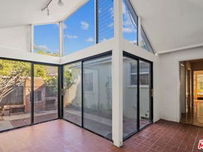 1301 Stanford St, Santa Monica CA 90404