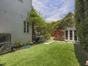 736 S Cloverdale Avenue, Los Angeles CA 90036