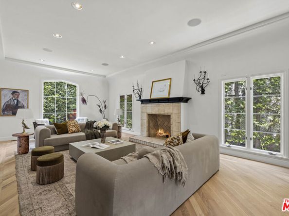 736 S Cloverdale Avenue, Los Angeles CA 90036