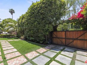 736 S Cloverdale Avenue, Los Angeles CA 90036