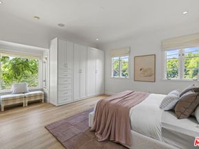 736 S Cloverdale Avenue, Los Angeles CA 90036