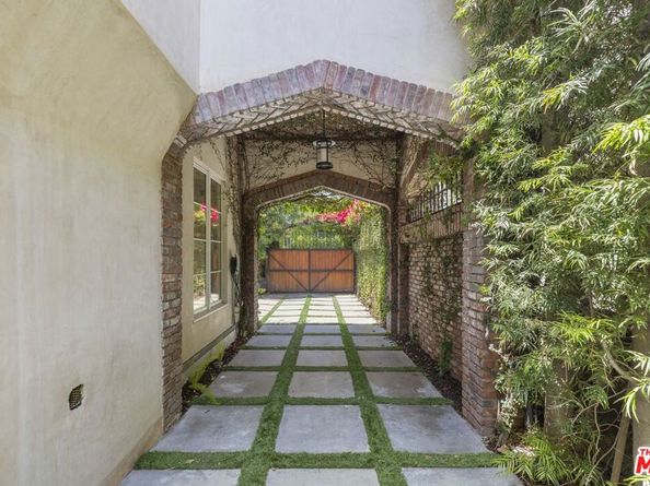 736 S Cloverdale Avenue, Los Angeles CA 90036
