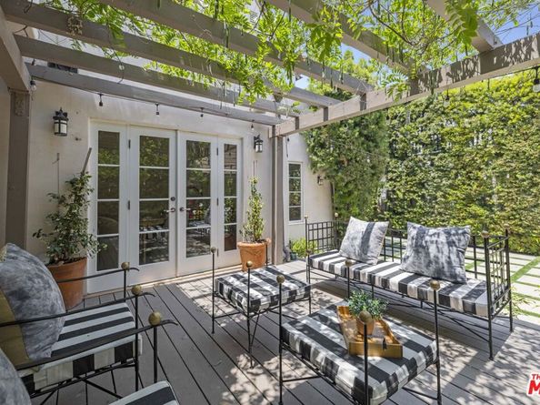 736 S Cloverdale Avenue, Los Angeles CA 90036