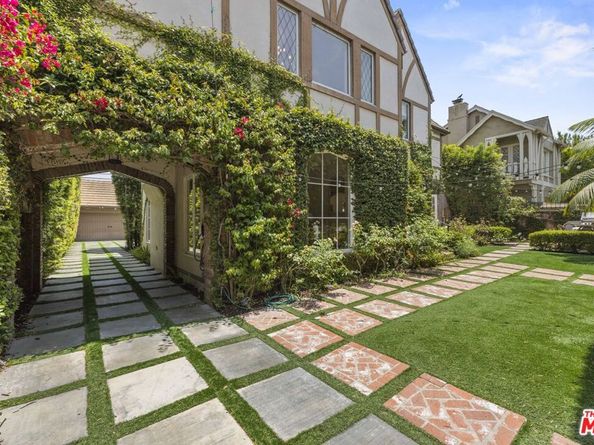 736 S Cloverdale Avenue, Los Angeles CA 90036