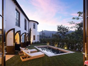2720 Glendower Avenue, Los Angeles CA 90027