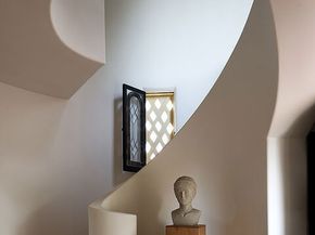 2720 Glendower Avenue, Los Angeles CA 90027