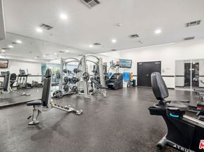 655 S Hope Street 1604, Los Angeles CA 90017