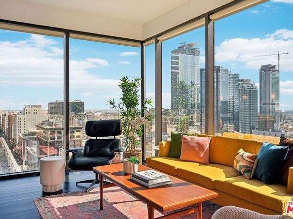 655 S Hope Street 1604, Los Angeles CA 90017