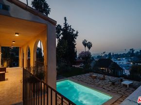 1568 Murray Circle, Los Angeles CA 90026