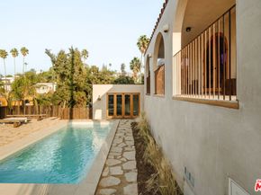1568 Murray Circle, Los Angeles CA 90026