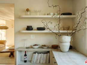 1568 Murray Circle, Los Angeles CA 90026