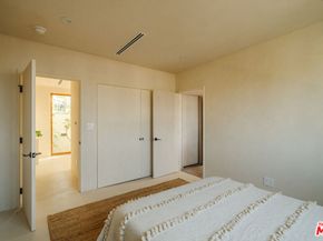 1568 Murray Circle, Los Angeles CA 90026