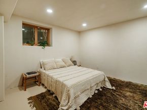 1568 Murray Circle, Los Angeles CA 90026