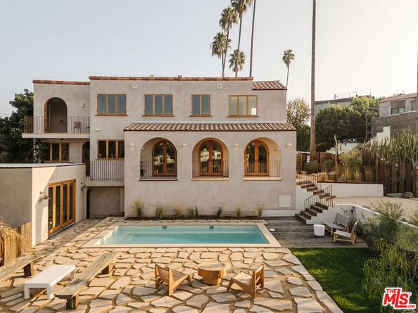 1568 Murray Circle, Los Angeles CA 90026