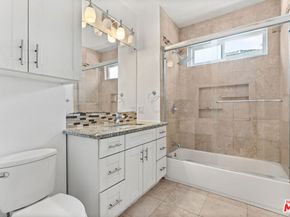 1045 W 55th Street, Los Angeles CA 90037