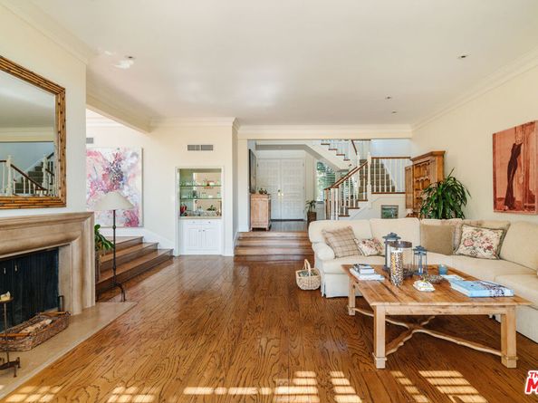 2179 Ridge Drive, Los Angeles CA 90049