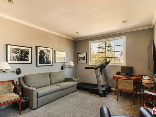 2179 Ridge Drive, Los Angeles CA 90049