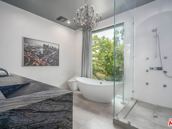 7431 Franklin Avenue, Los Angeles CA 90046