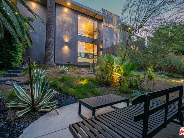 7431 Franklin Avenue, Los Angeles CA 90046