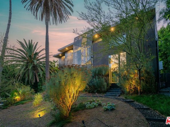 7431 Franklin Avenue, Los Angeles CA 90046