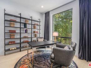 7431 Franklin Avenue, Los Angeles CA 90046