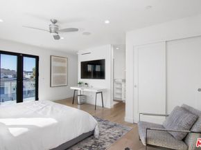 1703 Plaza Del Sur, Newport Beach CA 92661