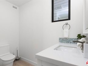 1703 Plaza Del Sur, Newport Beach CA 92661