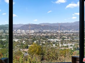 4301 Don Arellanes Drive, Los Angeles CA 90008