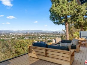 4301 Don Arellanes Drive, Los Angeles CA 90008