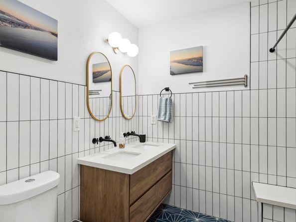 711 Pacific Coast Highway 206, Huntington Beach CA 92648