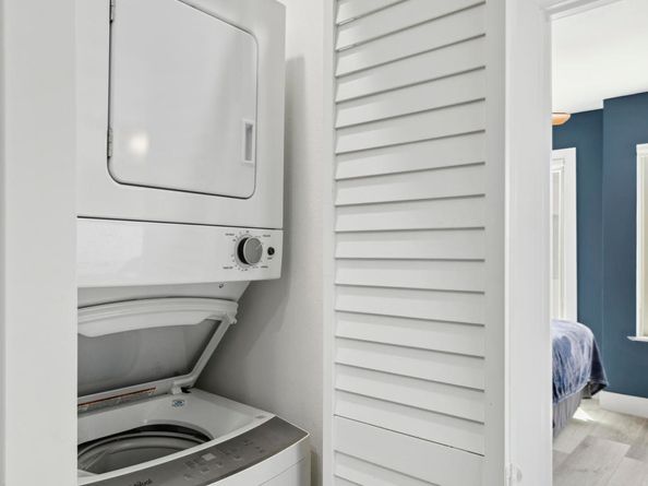 711 Pacific Coast Highway 206, Huntington Beach CA 92648