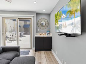 711 Pacific Coast Highway 206, Huntington Beach CA 92648