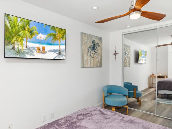 711 Pacific Coast Highway 206, Huntington Beach CA 92648