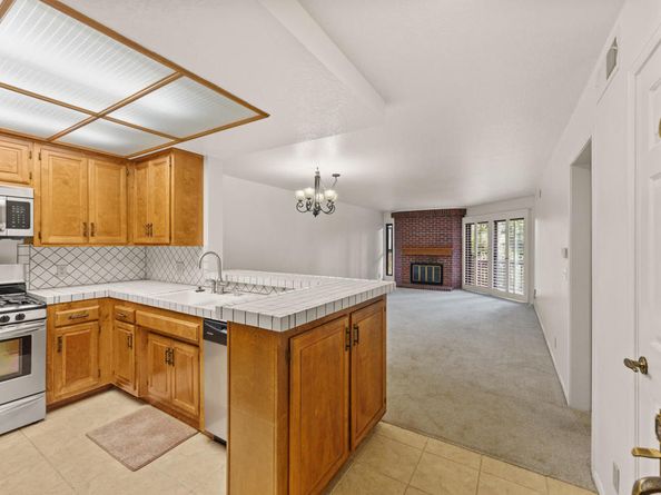 8515 Falmouth Avenue 303, Playa Del Rey CA 90293